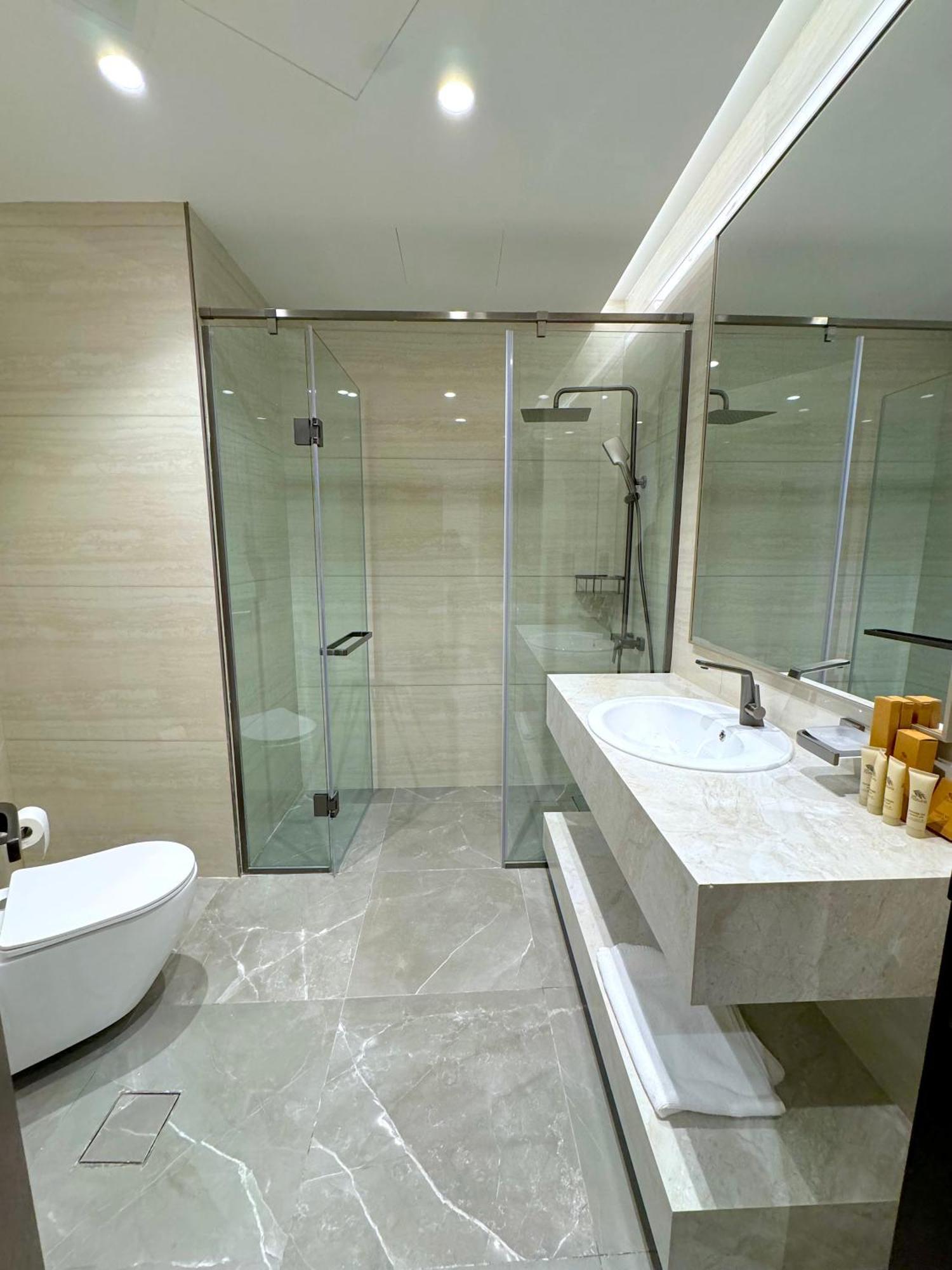 Amazing Luxury 2 Bd In Business Bay Apartment